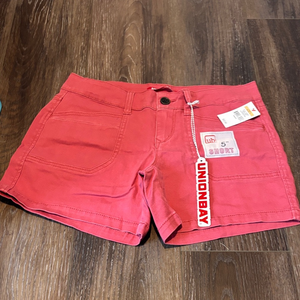 UNIONBAY Women's Coral Cargo Shorts